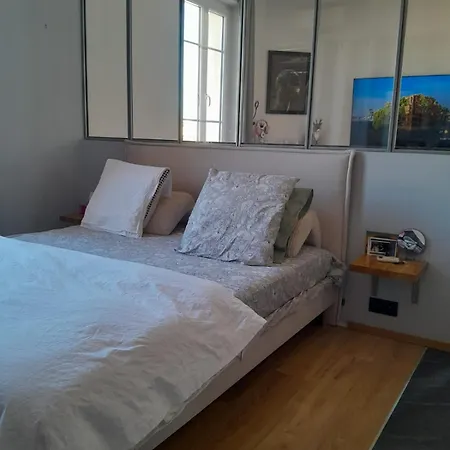 Style Loft 70m2 דירה